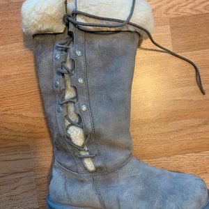 UGG Australian Upside lace up boots- 9